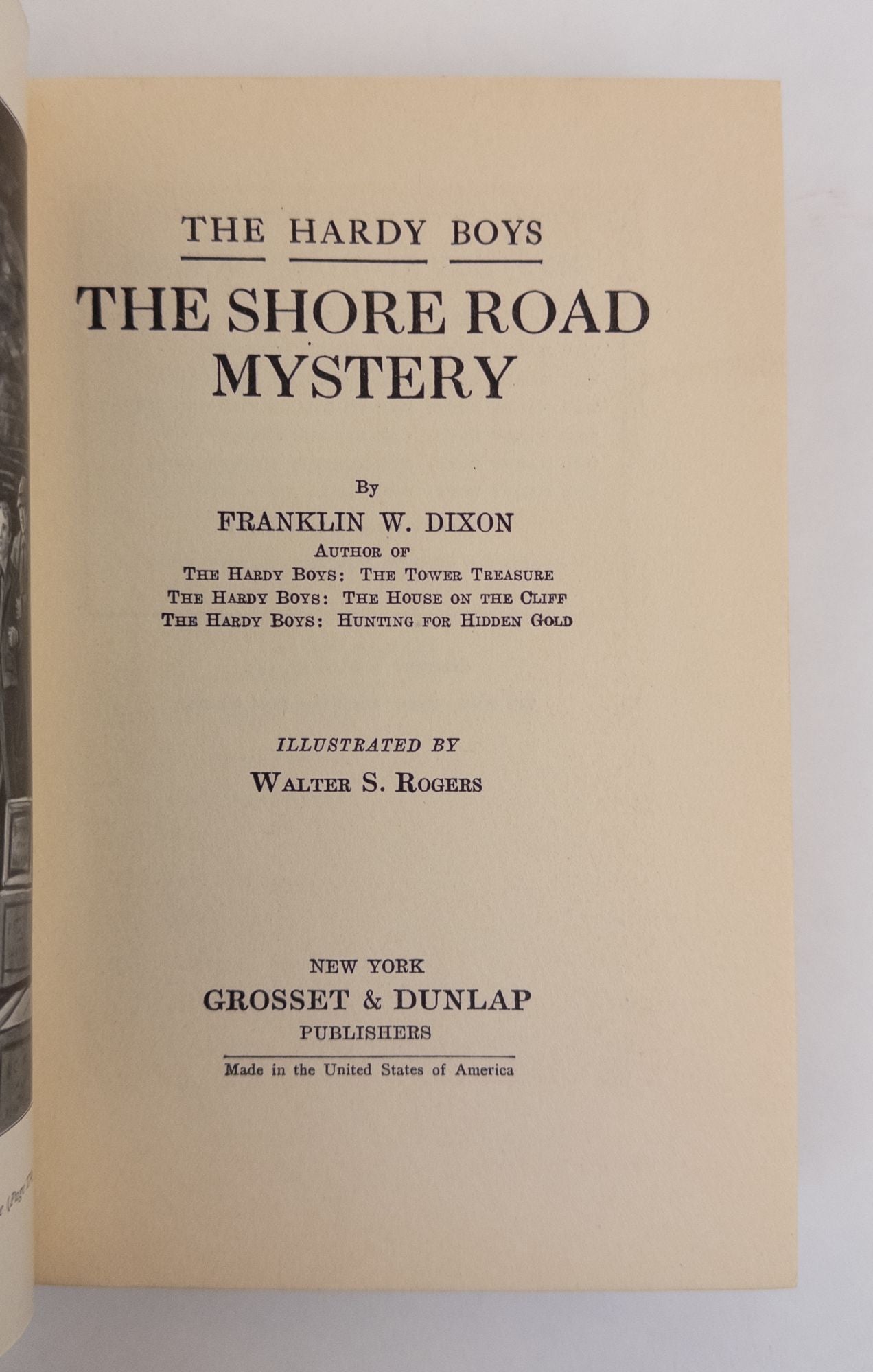 Product Image for HARDY BOYS: THE SHORE ROAD MYSTERY